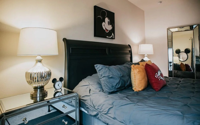 Family House With Amazing Themed Rooms