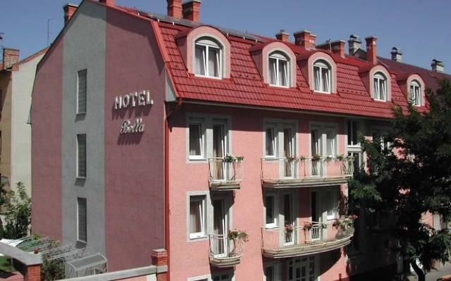 Bella Hotel