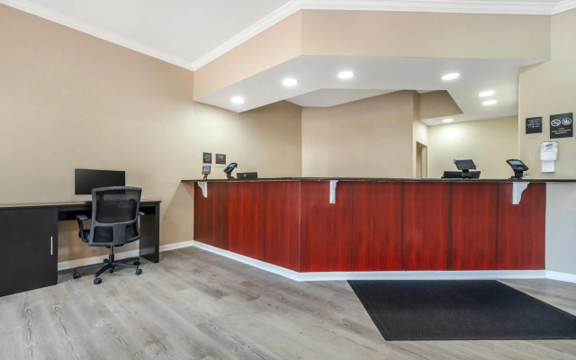 Sleep Inn & Suites