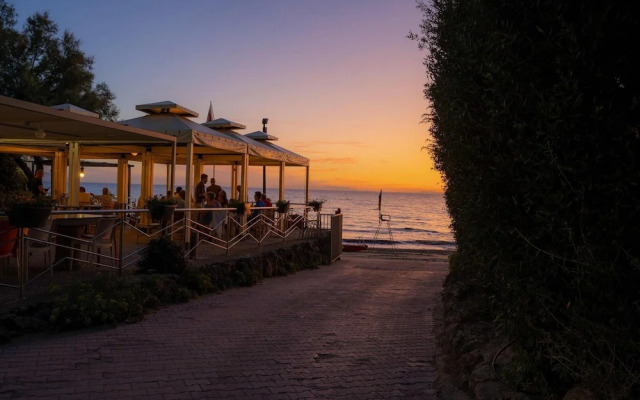 Bungalow in San Vincenzo With Pool