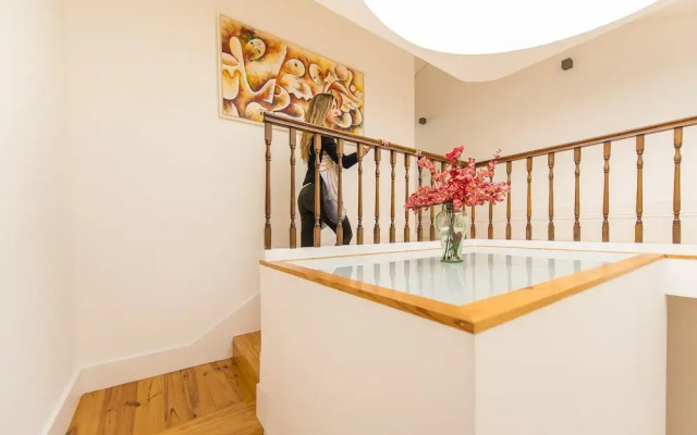 DA'Home - Almada Luxurious Duplex
