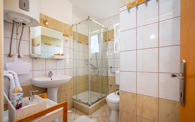 Amazing Home in Bibinje With Wifi and 4 Bedrooms