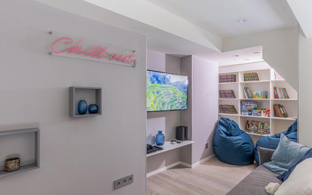Smart Host on Novy Arbat Street 15