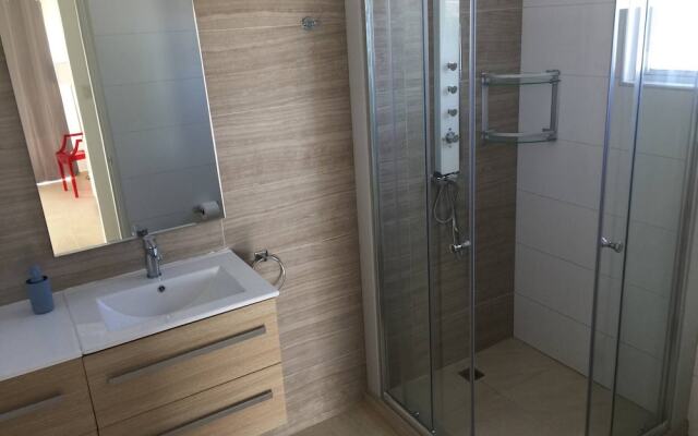 New Fantastic Apartment near Palm Beach