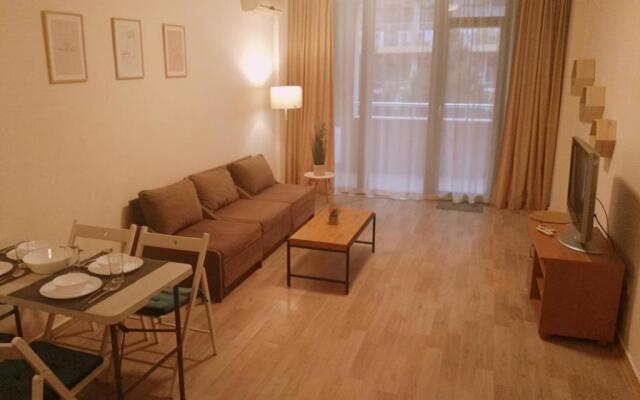 Apartment In Trakia Plaza