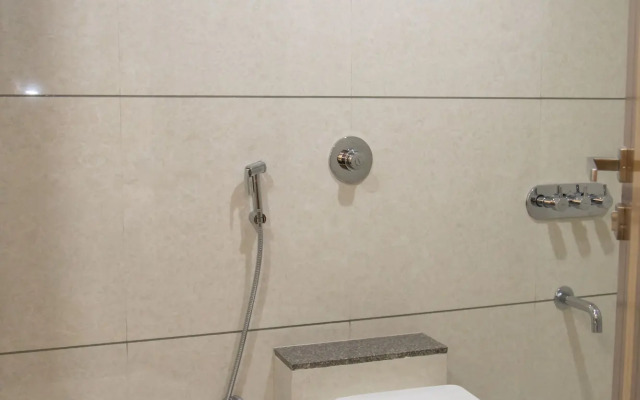 Hotel Orange International