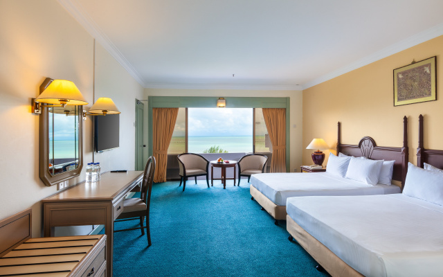 Bayview Beach Resort Penang