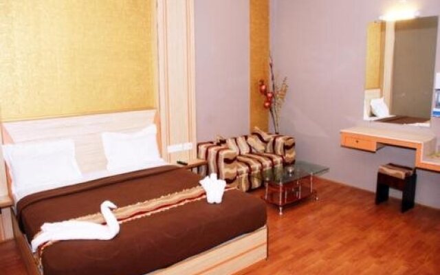 Vihal Estancia Holiday Inn