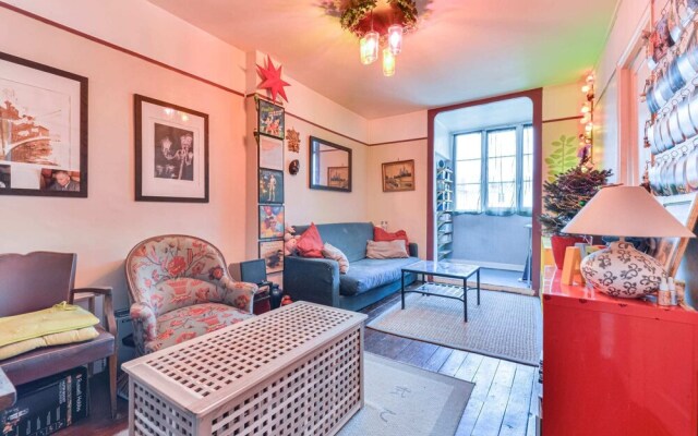 Apartment at the Foot of the Castle of Vincennes