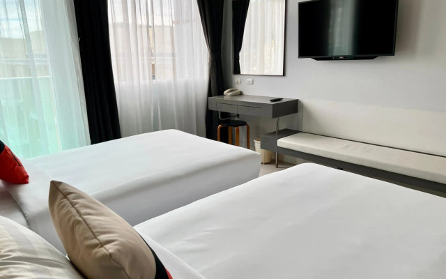 Elegancy Sansabai Hotel