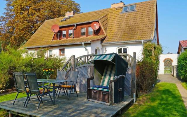 Apartment in Lancken-granitz