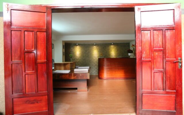 4 Seasons Hostel