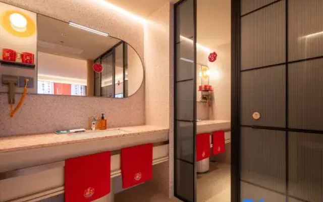 Orange Hotel Yingkou Bayuquan Wanda Plaza