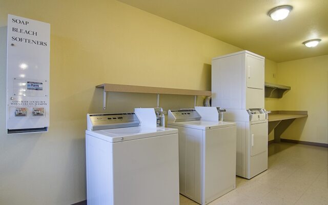 Sleep Inn & Suites