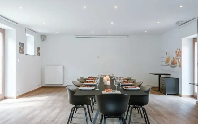 Charming Roger s Farm