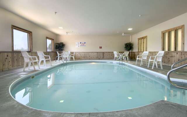 Super 8 by Wyndham Mason City