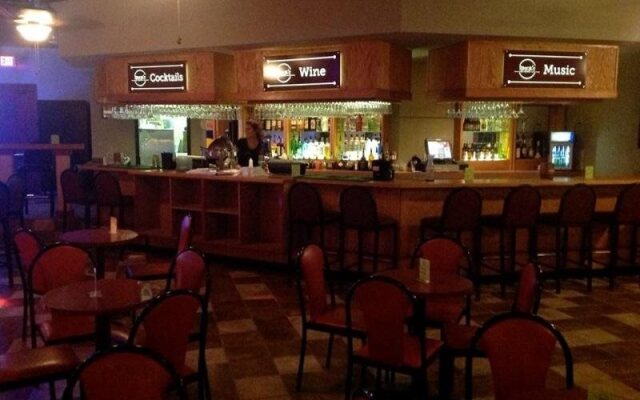 Magnuson Grand Hotel Fayetteville