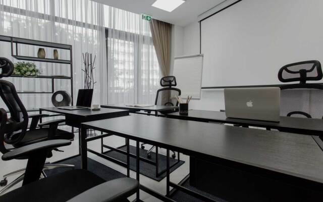 Marvie Hotel & Health