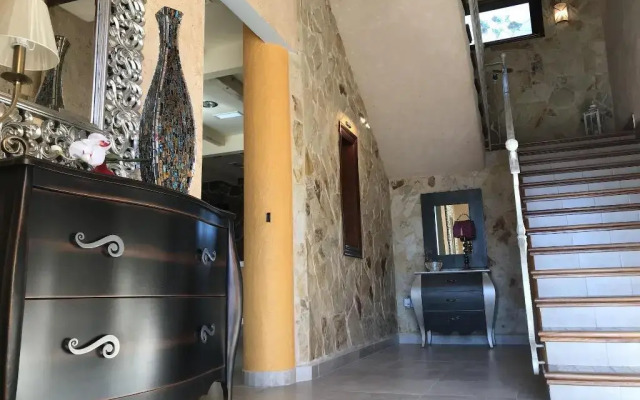 Hostal Rural Los Girasoles de iniesta