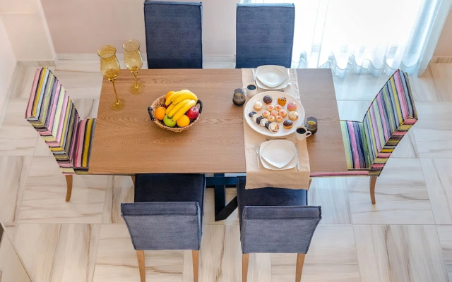 Marina&apos;&apos;s Villas