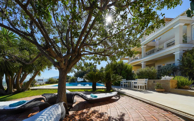 Villa Allure