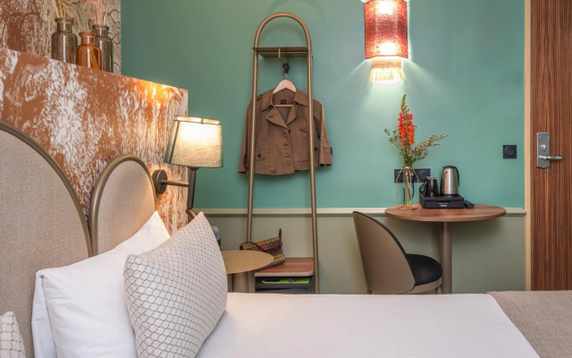 Avalon Hotel Paris Gare du Nord