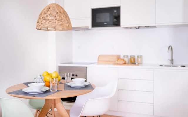 Monsanto Hill House - NO. 565 1D