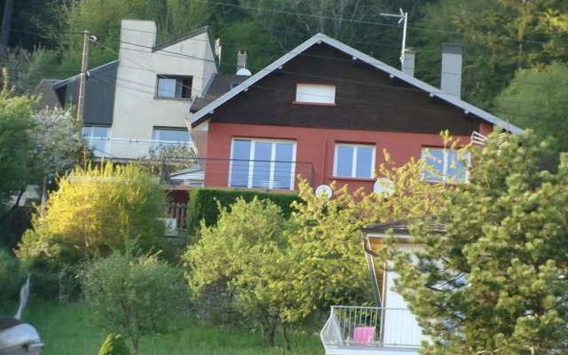 La Colline aux Yeux Doubs