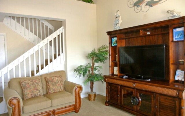 Santa Maria Harbour Resort 4 Br condo by RedAwning