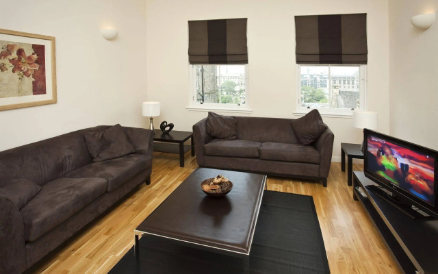 St. Giles Apartment