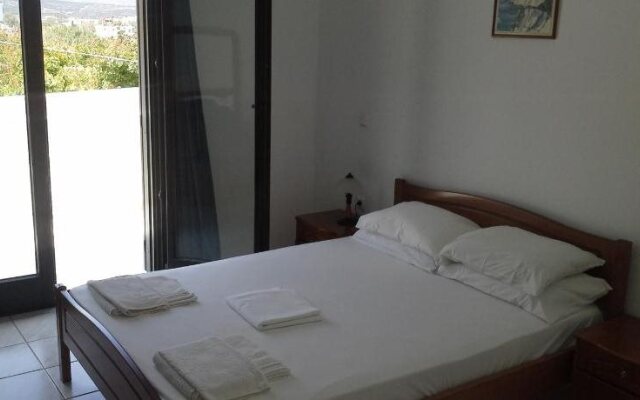 Minos Apartments & Studios II