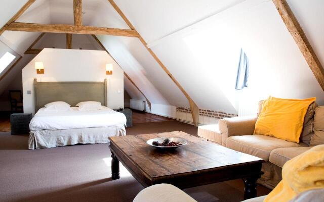 Logis Hôtel La Cour De Rémi