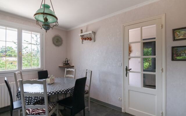 Quaint Holiday Home in Thiéblemont-farémont With Garden