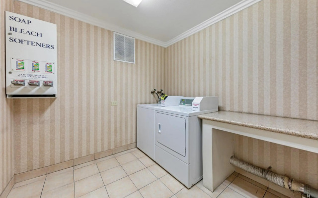 Quality Inn & Suites Anaheim Maingate