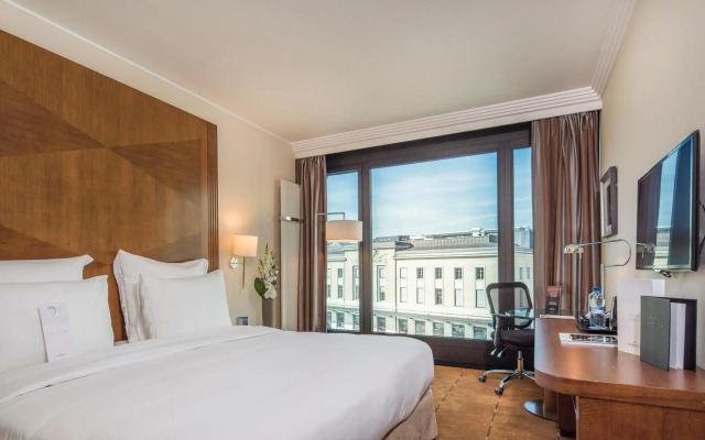 Warwick Geneva