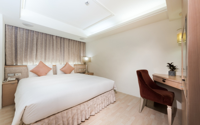 Shin Yuan Celeb Metro Hotel
