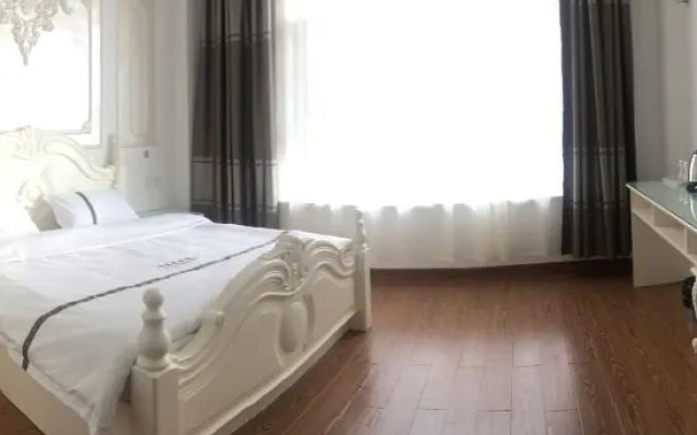 Sun Moon Star Hotel (Changchun Far East Wholesale)