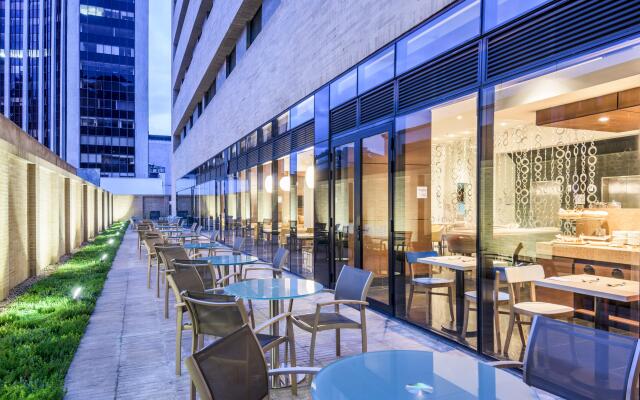 Holiday Inn Express & Suites Bogota Zona Financiera by IHG