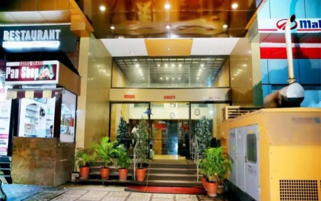 OYO 600 Hotel Skyhy