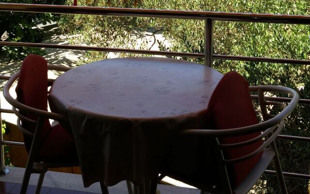 Apartment Sreca - 10m from the sea A1 Sukosan, Zadar riviera