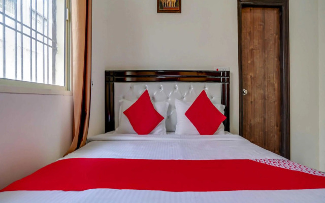 OYO Flagship 70056 Grand Inn Residency