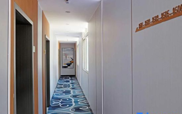 Yunshang Jinhua Hotel (Ganzi Danba County)