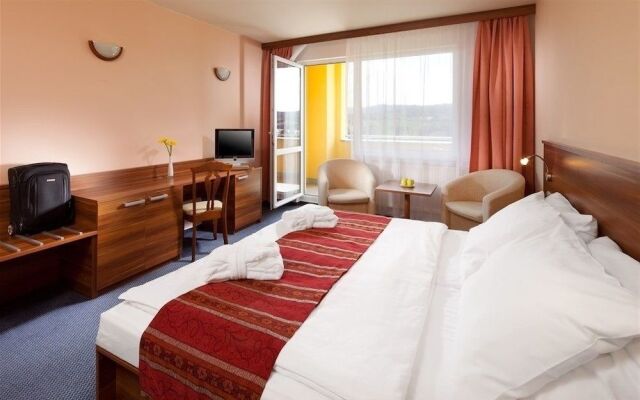 Exclusive HOTEL Lipno Wellness & SPA