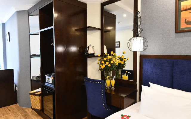 Hanoi Bella Rosa Trendy Hotel
