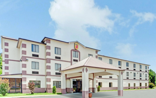 Super 8 by Wyndham Jackson/Ridgeland