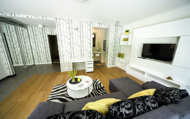 FriendHouse Apartments