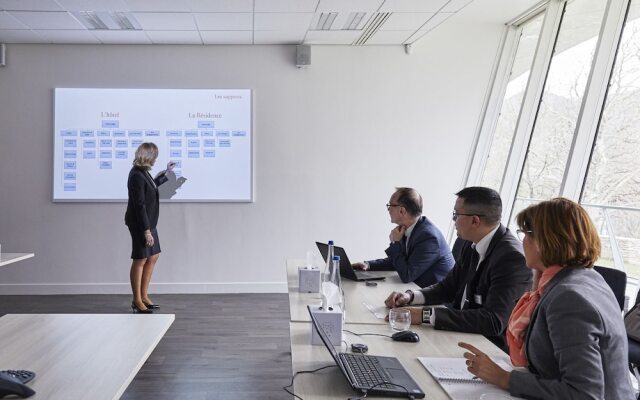 Eau Thermale Avene L'hotel