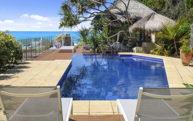 Liapari Beach House