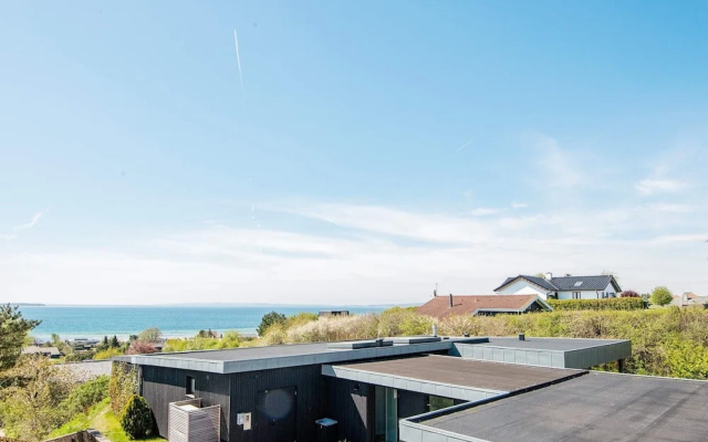 10 Person Holiday Home in Ebeltoft
