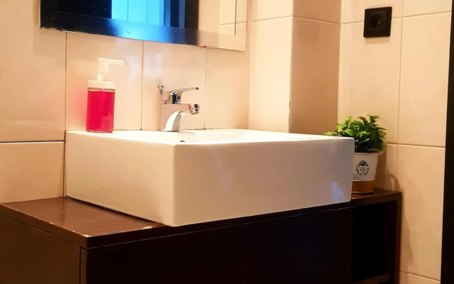 Guesthouse Metro Station